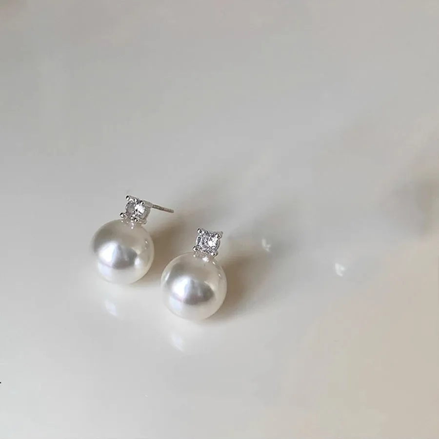 一粒パールピアス